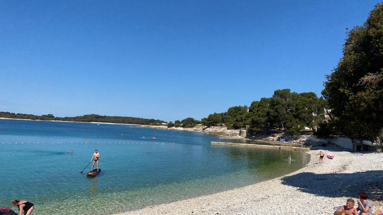 Villa Holiday Banjole Εξωτερικό φωτογραφία